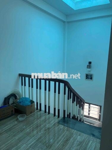 Cho thuê nhà nguyên căn 5tâng,55m, có thang máy- chính chủ