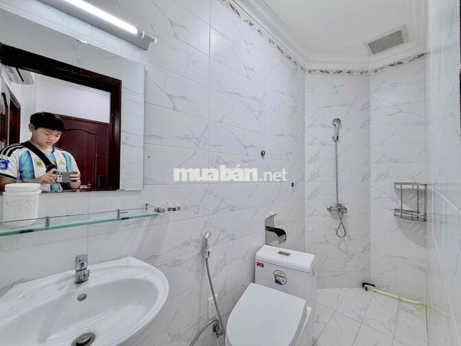 📣 SHARE CHO SINH VIÊN BK,UEH – CĂN HỘ 2PN2WC CHỈ DƯỚI 3 TRIỆU/NGƯỜI