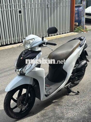 HONDA VISION MÀU TRẮNG BIỂN SỐ THÀNH PHỐ