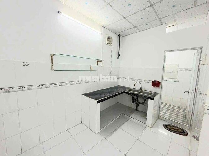 Nhà Cấp 4 Sổ Hồng Riêng 5 x 16m , 2 Phòng Ngủ Giá Rẻ Còn Thương Lượng
