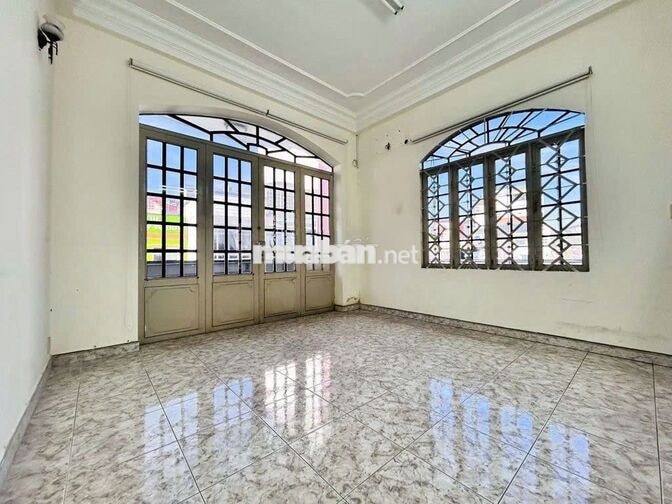 Góc 2 Mặt Tiền Trần Khác Chân -Phan Đình Phùng 400m2 Xe tải đậu được 