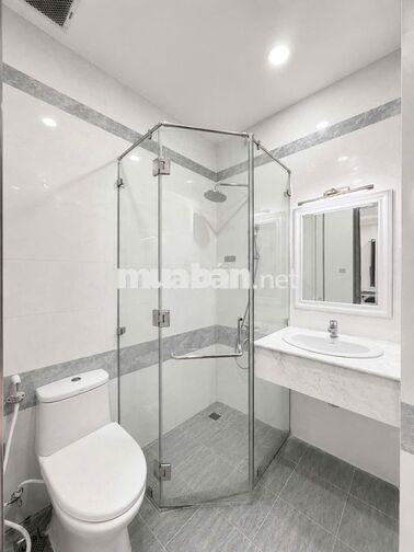 Căn Hộ Cao Cấp Thoáng Gần Chợ Nguyễn Văn Trỗi Q3