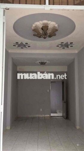 Cho thuê nhà nguyên căn. Đường Nhật Tảo, Phường 8. Quận 10