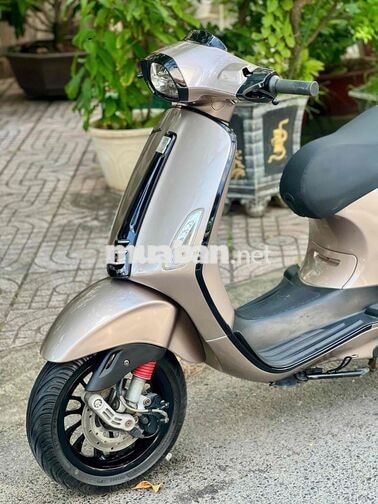 Vespa Sprint 125 2016 màu TFT