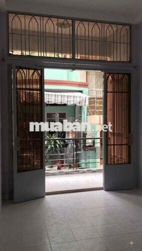 Cho thuê nhà nguyên căn. Đường Nhật Tảo, Phường 8. Quận 10