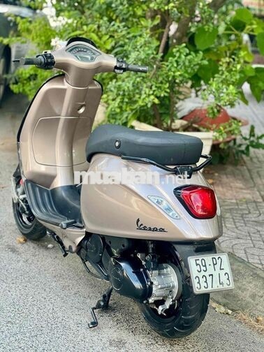 Vespa Sprint 125 2016 màu TFT