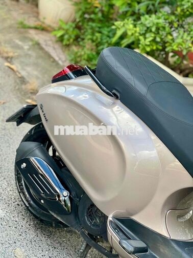 Vespa Sprint 125 2016 màu TFT