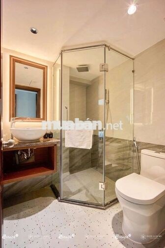 TRỐNG CĂN HỘ 2 PN TRUNG TÂM - LUXURIOUS 2 BEDROOM APARTMENT 
