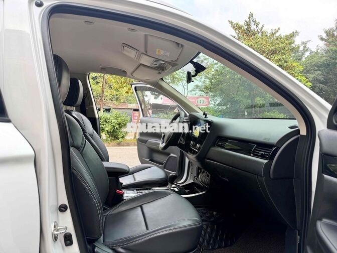 Mitsubishi Outlander 2020 2.0 CVT Trắng