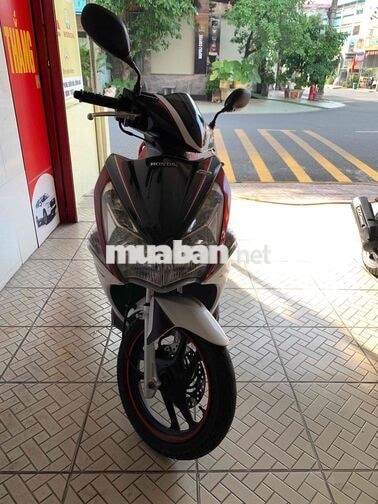 Honda Air Blade xe máy tay ga đỏ trắng đen