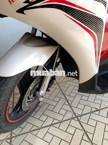 Honda Air Blade xe máy tay ga đỏ trắng đen