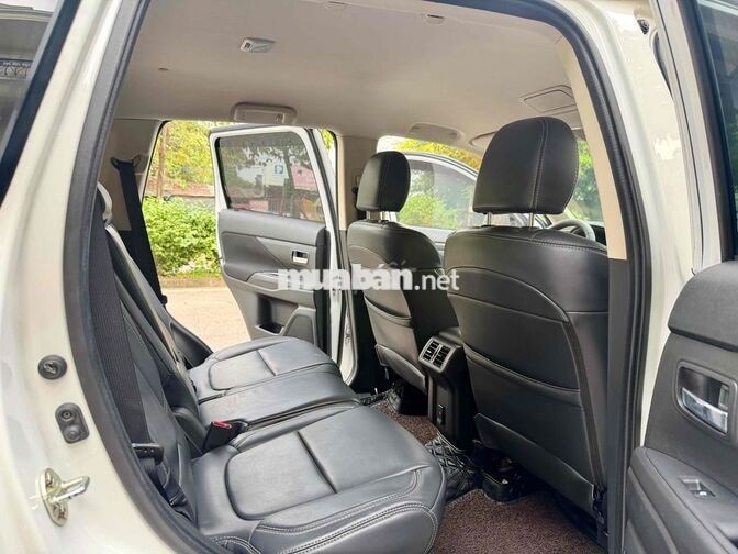 Mitsubishi Outlander 2020 2.0 CVT Trắng