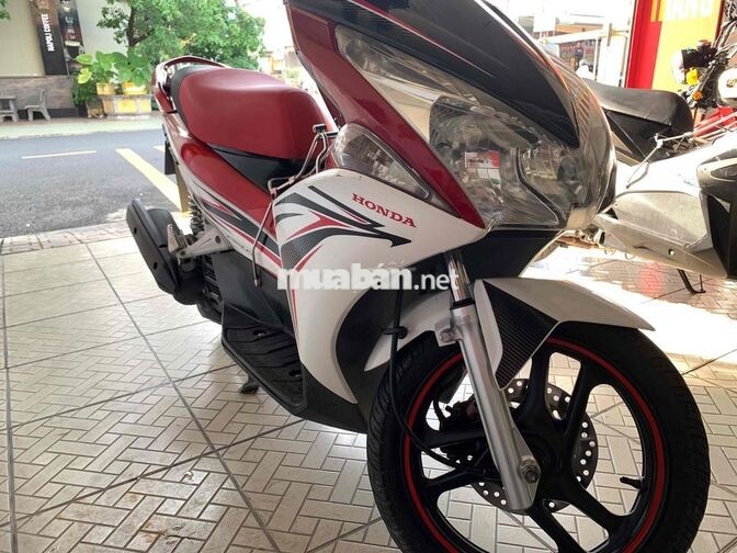 Honda Air Blade xe máy tay ga đỏ trắng đen