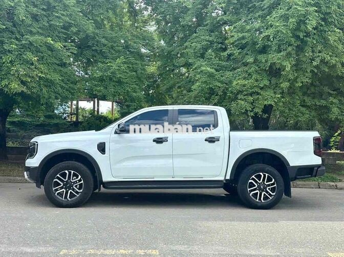Ford Ranger 2025 Sport 14.000km Trắng