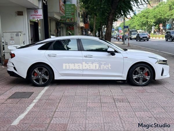 Kia K5 Luxury 2.0 AT 2022 - 595 Triệu