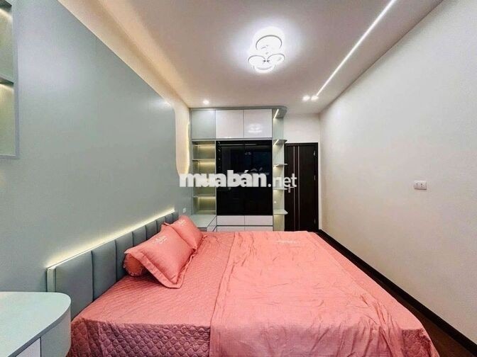 (Hoa Hậu 12tr) 46mx4T 4PN full đồ Nguyễn Ngọc Vũ 3 nhà ra phố KD on