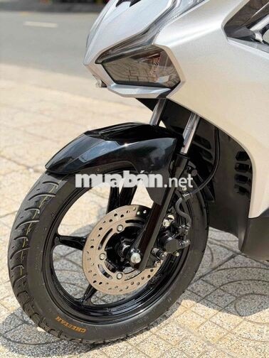 Air Blade 2023 125cc Bạc đen bstp chính chủ