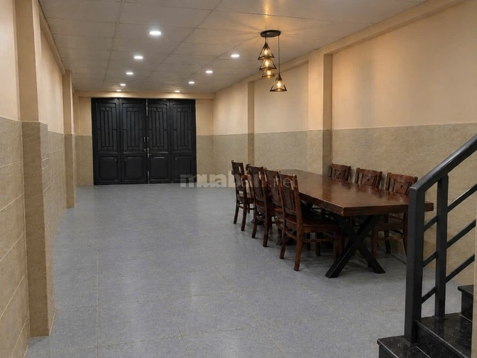 Bán nhà HXH vị trí đẹp, đường Nguyễn Văn Nghi chỉ cách mặt tiền đường 