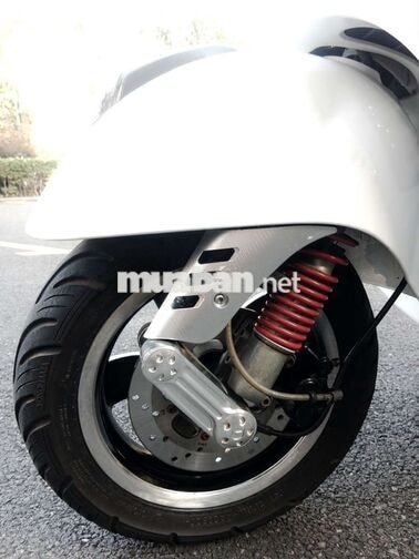 Piaggio Vespa GTS 125 2015 màu trắng