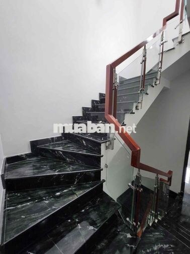 Nhà Mới Hẻm 6M Thoại Ngọc Hầu.DT:4.2m X 17m. _3Lầu 4PN 3WC 4Máy Lạnh