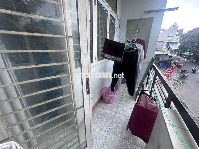 PASS TRỌ CÓ BAN CÔNG QUẬN TÂN PHÚ
