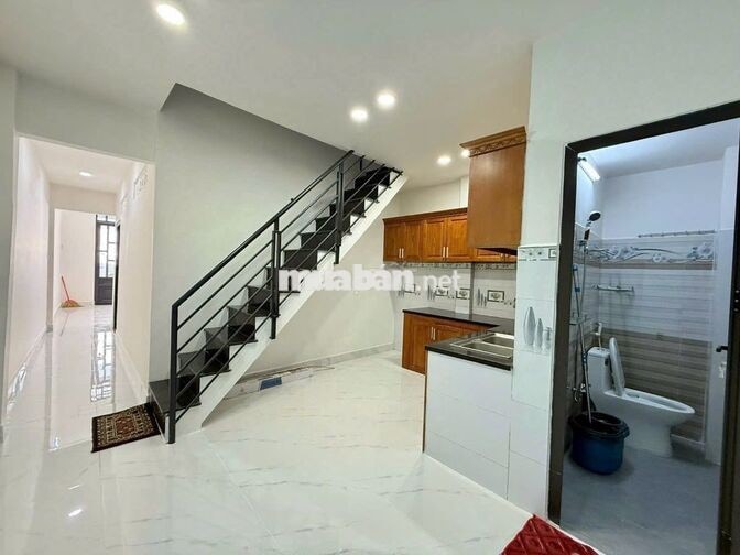 CHO THUÊ NHÀ MỚI GIÁ RẺ HẺM ĐƯỜNG LIÊN KHU 2-5 PHƯỜNG HIỆP THÀNH Q12