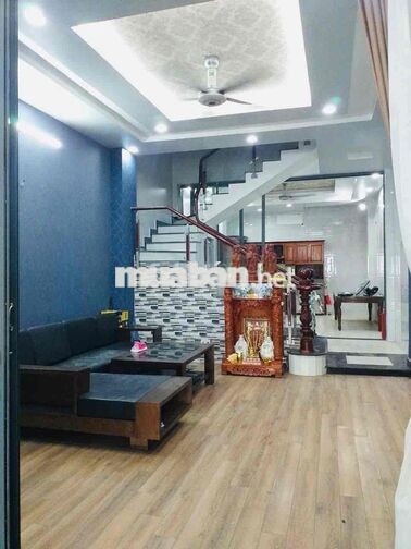 NHÀ RỘNG TL19. GẦN CHỢ CẦU ĐỒNG. TRỆT 2 LẦU TUM 6PN 6WC. SÂN XE HƠI
