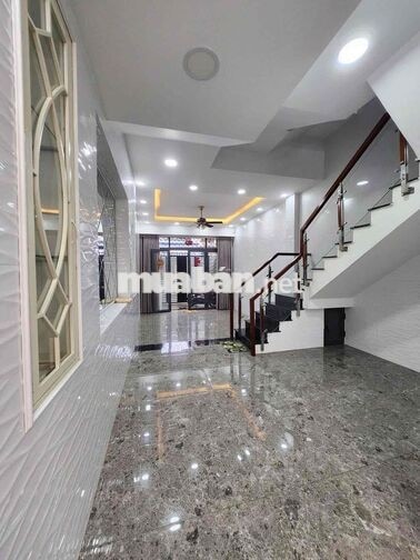 Nhà Mới Hẻm 6M Thoại Ngọc Hầu.DT:4.2m X 17m. _3Lầu 4PN 3WC 4Máy Lạnh