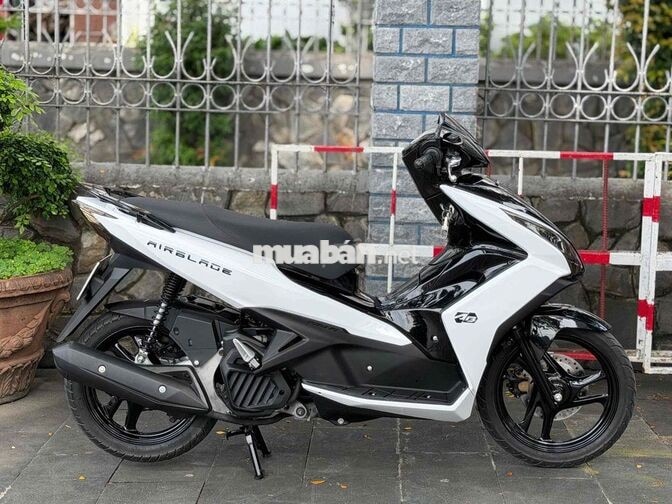 Honda Air Blade 2015 125cc trắng đen