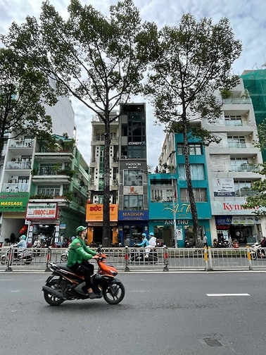 BÁN NHÀ MẶT TIỀN TRẦN HƯNG ĐẠO - 6 TẦNG - HẠ GIÁ CHỈ CÒN 43 TỶ