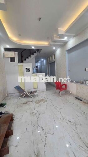  cho thuê nhà PTTN .khu 10ha .DT 4,2 x20.1 trệt 3lầu 5PN 4WS giá 15 tr
