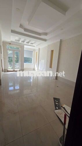  cho thuê nhà PTTN .khu 10ha .DT 4,2 x20.1 trệt 3lầu 5PN 4WS giá 15 tr