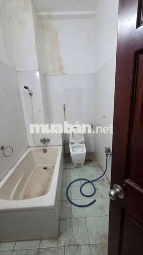  cho thuê nhà PTTN .khu 10ha .DT 4,2 x20.1 trệt 3lầu 5PN 4WS giá 15 tr