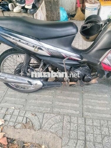 Yamaha Taurus màu Đỏ
