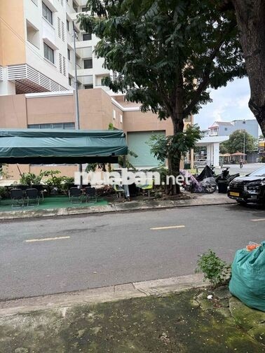 Nhà nguyên căn thay đổi mục đích sd nên mình pass lại
