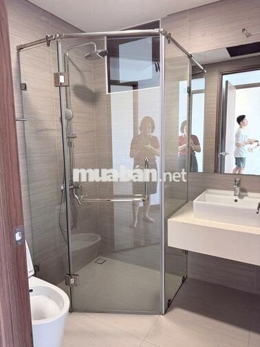 Cần bán nhanh căn hộ 78m2, hướng Nam giá 4.25 tỷ, tầng 24, nhà đẹp