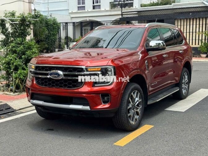 Ford Everest 2022 Titanium 7 chỗ Đỏ