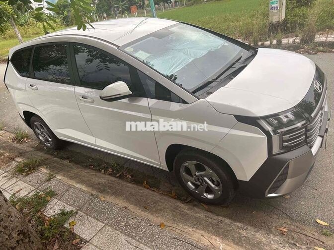 Hyundai Stargazer 2026 7 chỗ 8800km Trắng