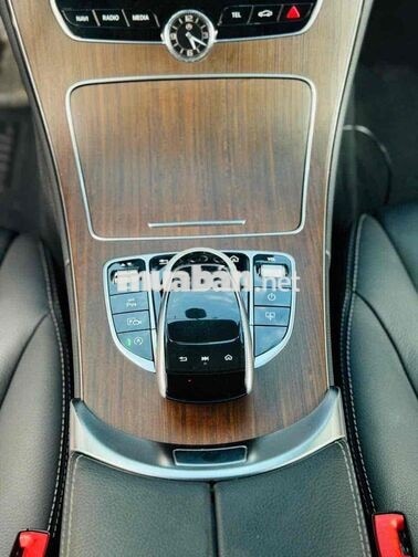MERCEDES-BENZ C200 EXCLUSIVE Model 2021