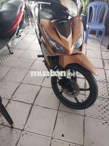 Honda Wave RSX màu vàng đồng