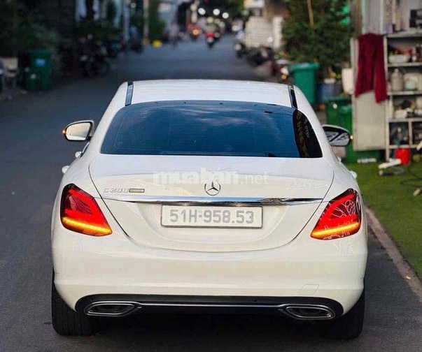 MERCEDES-BENZ C200 EXCLUSIVE Model 2021