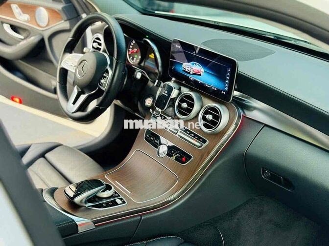 MERCEDES-BENZ C200 EXCLUSIVE Model 2021