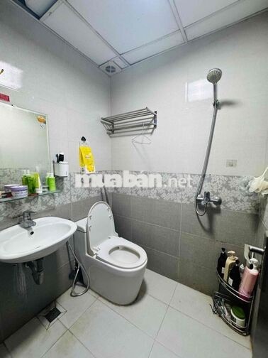 chính chủ cho thuê căn góc 56m 2N2vstoà CT12c kim văn kim lũ