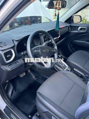 Hyundai Venue 2024 5 chỗ xăng tự động 6 vạn km