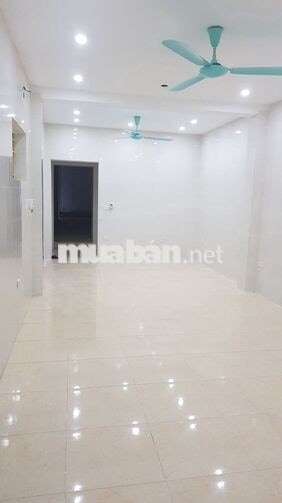 Chính chủ cho thuê nhà nguyên căn 736 Trương Định