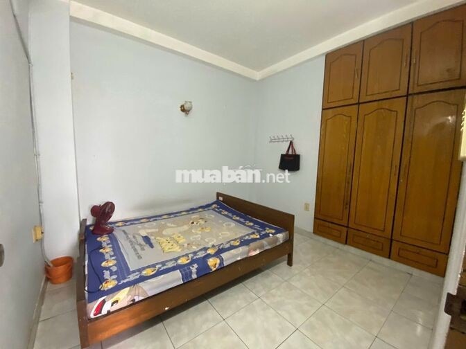 Cho Thuê MT 683 Xô Viết Nghệ Tĩnh. Đoạn 2 chiều. Trệt lửng 2 lầu. 