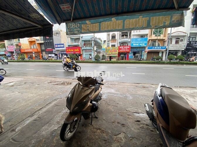 Cho Thuê MT 683 Xô Viết Nghệ Tĩnh. Đoạn 2 chiều. Trệt lửng 2 lầu. 