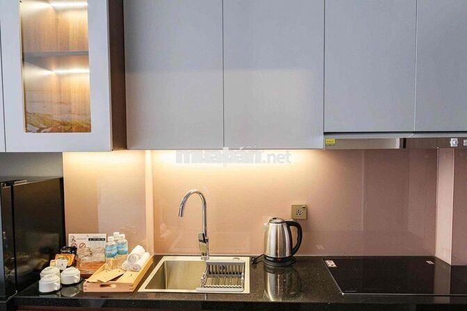 Cho thuê căn hộ studio 5 sao đường Trần Hưng Đạo , Nha Trang