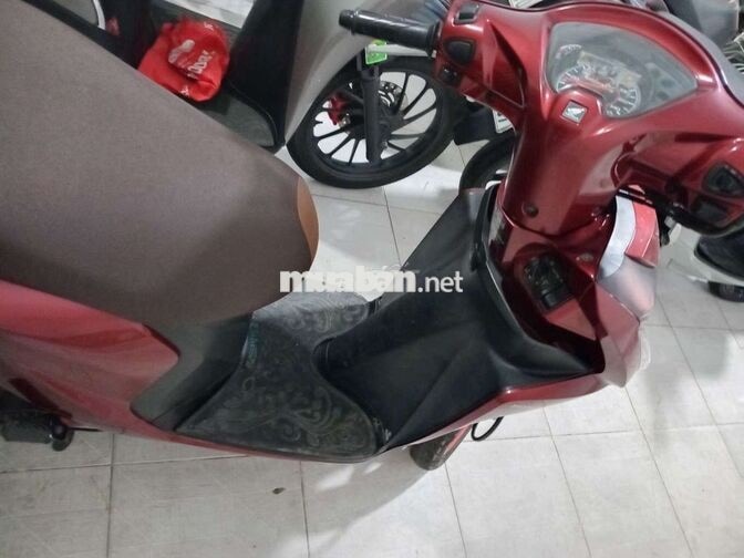 Honda Vision 2017 màu Đỏ đã sử dụng