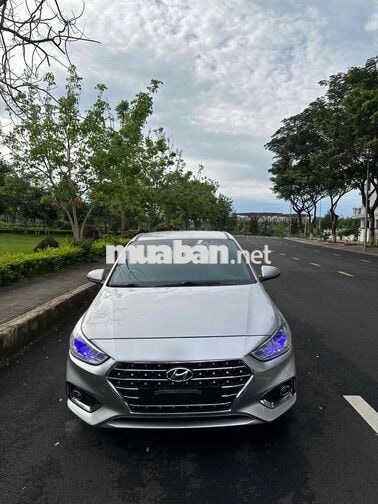 Hyundai Accent  2018 bản đủ số sàn
